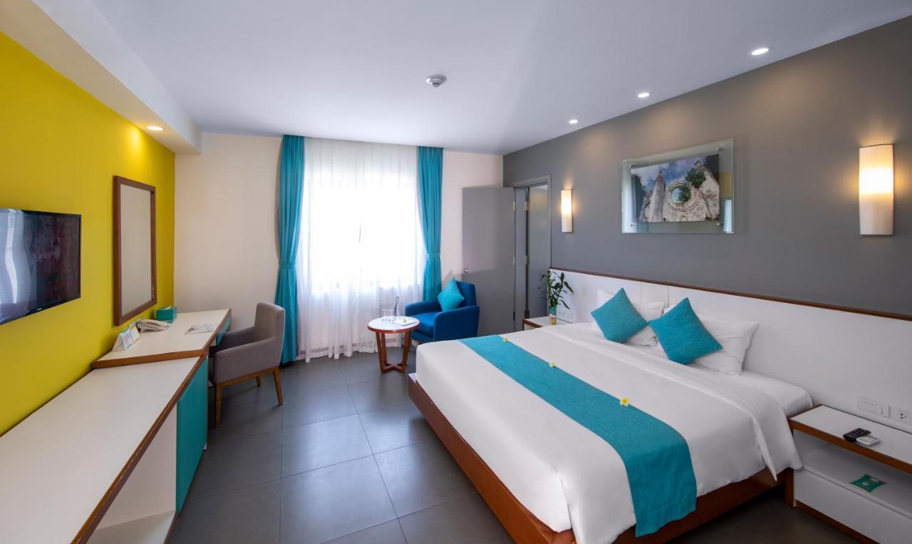 Emm Hotel Hoi An Exterior photo
